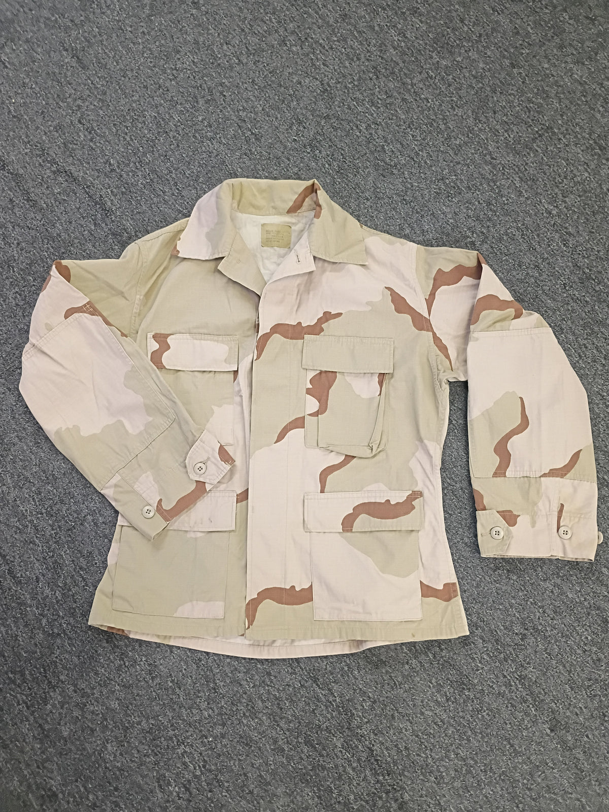 DBDU (Triple Desert) Tops